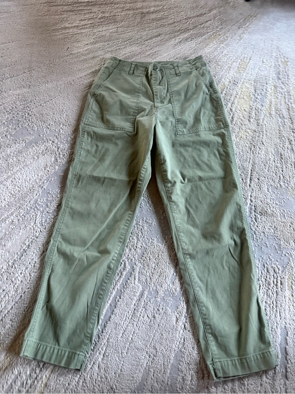 Uniqlo green chino pants high rise size 2